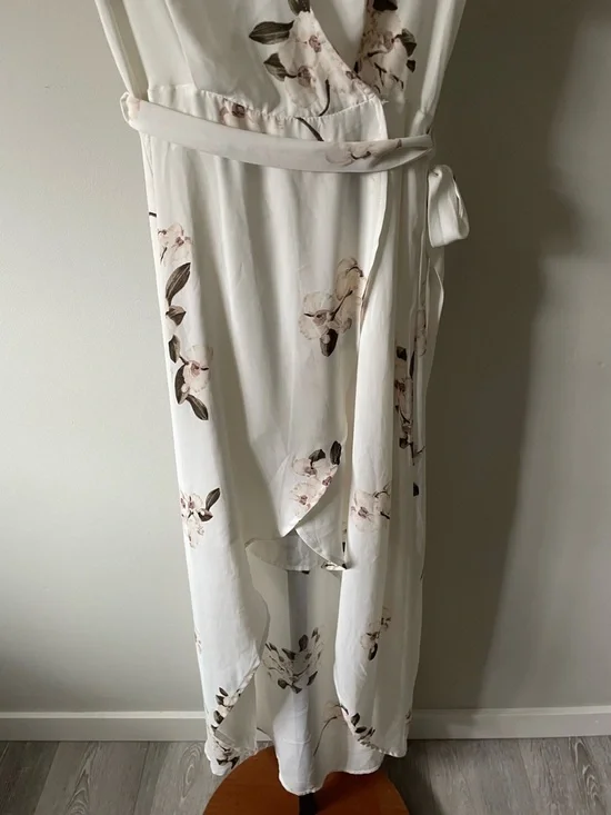 Dynamite Wrap Style Orchid Floral Maxi Dress Belted Long Split Flutter Sleeve - Picture 7 of 8